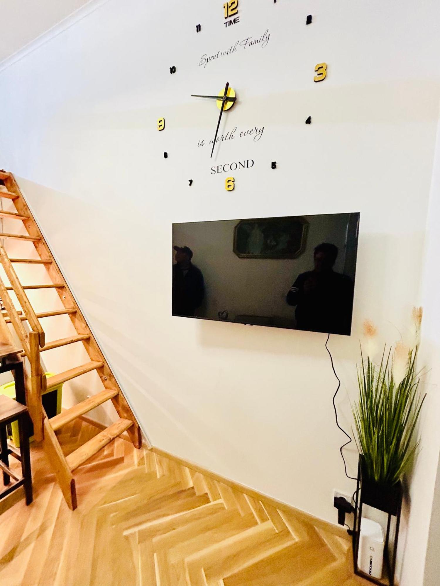 Cozy Design Homestay With Terrace Prague Exterior photo